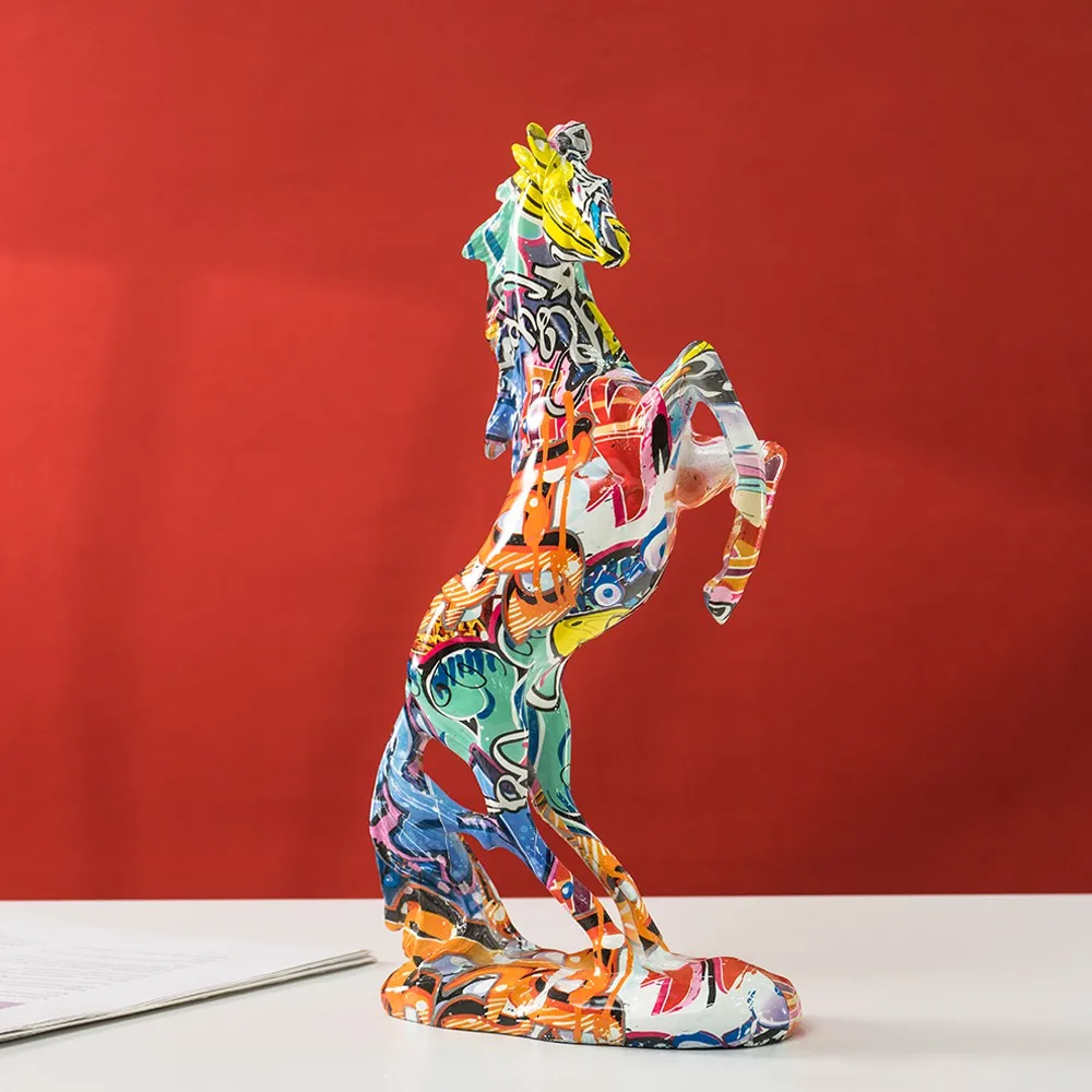 Resin Art Decoration Items - Graffiti met paardenstandbeeld, populaire kunst, modern